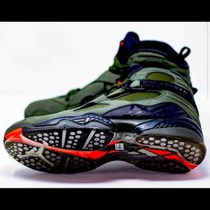 Jordans 8 size 9.5 never worn